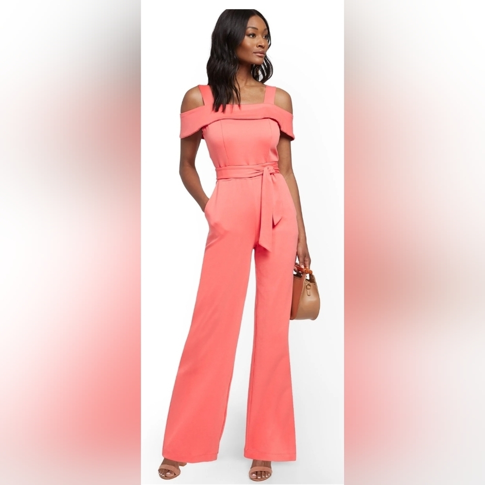 NWT New York & Company NYC Cold-Shoulder Jumpsuit Size Medium